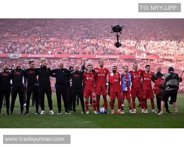 世界杯精彩对决那不勒斯完胜利物浦逆转瞬间引发全场狂欢