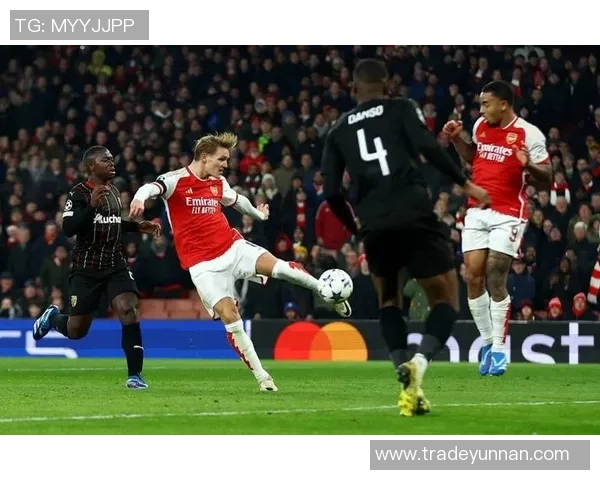 德甲焦点战拜仁小胜热刺乌龙球成比赛转折点引发转会热议