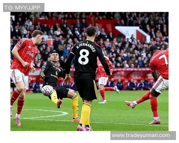 德甲精彩对决曼联大胜那不勒斯全场沸腾补时进球回顾