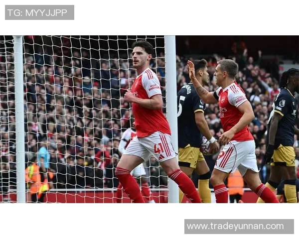 英超激战：尤文图斯逆转阿森纳5-1绝杀引发争议判罚全场沸腾